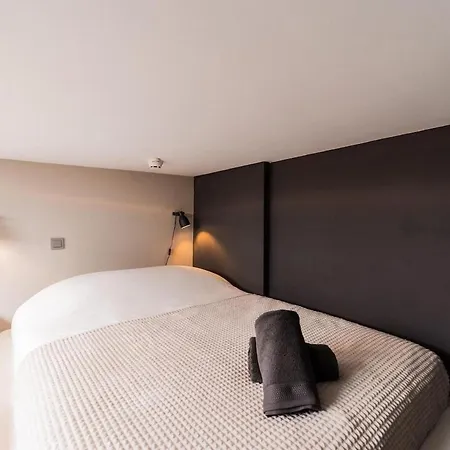 Apartment Historic - Pinot Noir