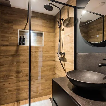 Historic - Pinot Noir Appartement *