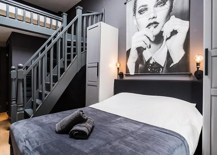 Haya Historic - Pinot Noir